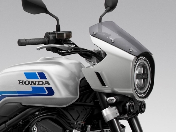 Cubre faro CB1000F